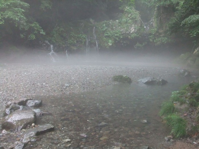 陣場の滝