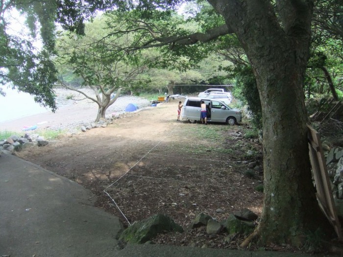  駐車場・トイレ・更衣室