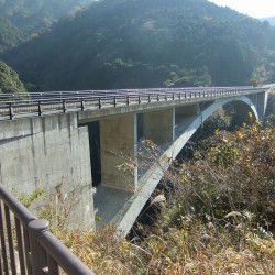 須津川渓谷橋