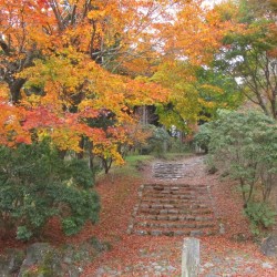 内山治山の碑