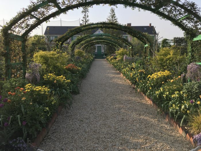 花の美術館の庭園内写真