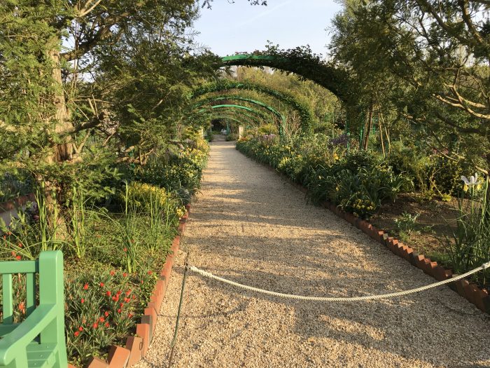 花の美術館の庭園内写真