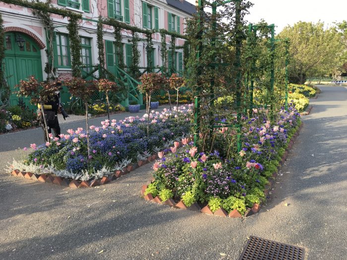 花の美術館の庭園内写真